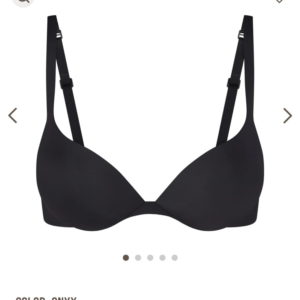 Skims ultimate collection push up plunge bra